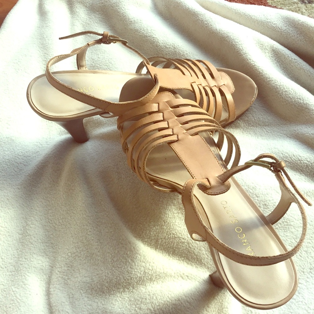 👡 Franco Sarto Tan Heels 👡 - Picture 2 of 10